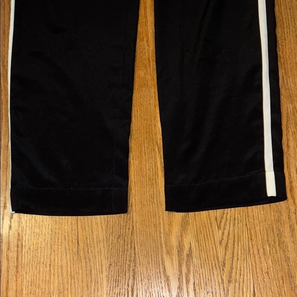 Banana Republic Black and White Sporty Trousers with Pockets - Picture 6 of 14